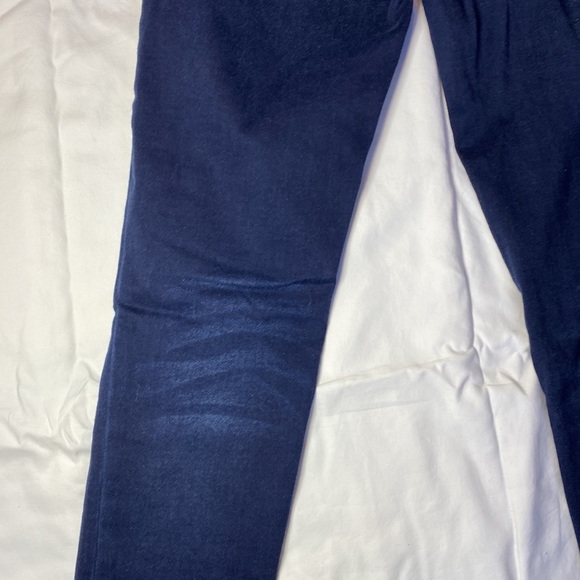 eighty-two brand jeans. Worn maybe twice 2/$20 - Picture 5 of 6